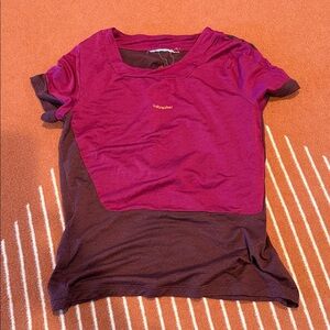 ZoneKnit Icebreaker Merino Slit Back Bold Pink Tee